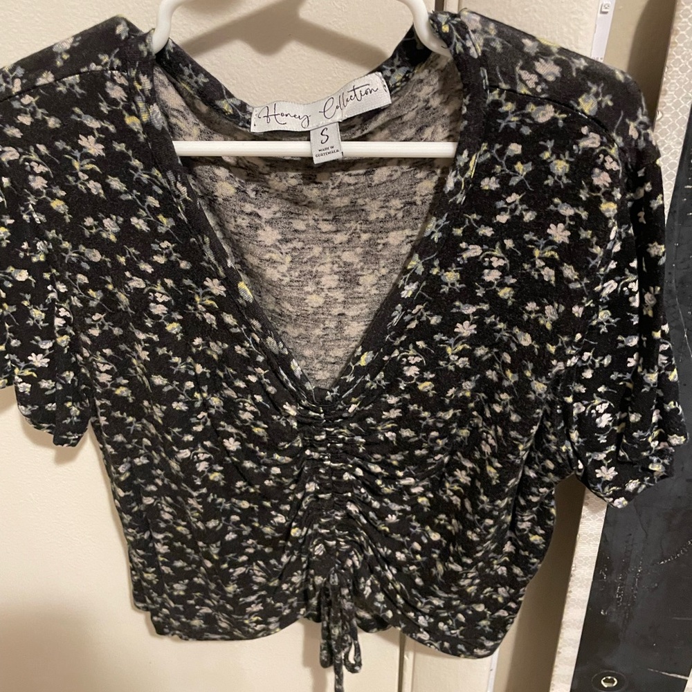 Black crop top